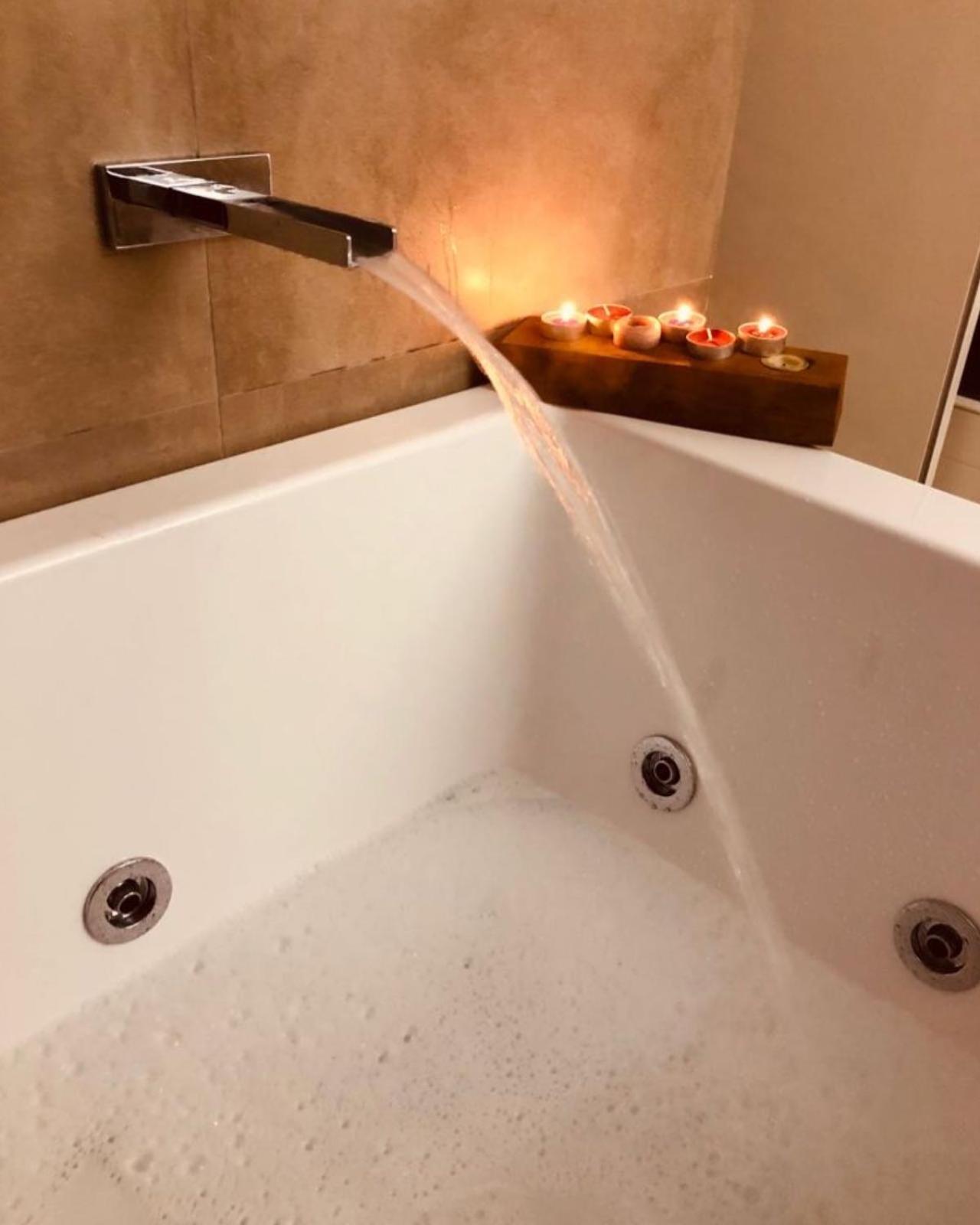 Su Zampillu Boutique Rooms 툴라다 외부 사진